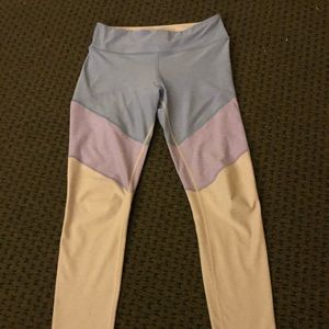 OUTDOOR VOICES tri tone leggings!!!